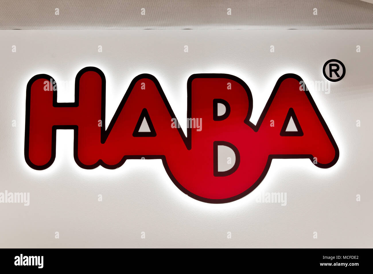 Haba Marke Logo unterzeichnen. Haba ist ein deutscher Hersteller von bunten poliertem Holz Spielzeug und Möbel Stockfoto