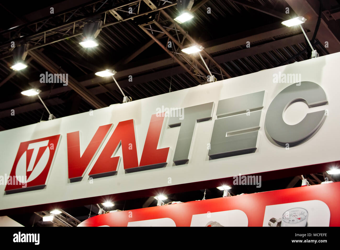 Valtec logo Unternehmen Zeichen an der Wand. VALTEC Marke gehört zur russischen und italienischen Ingenieure, Hersteller von Heizung und Wasserversorgung Stockfoto