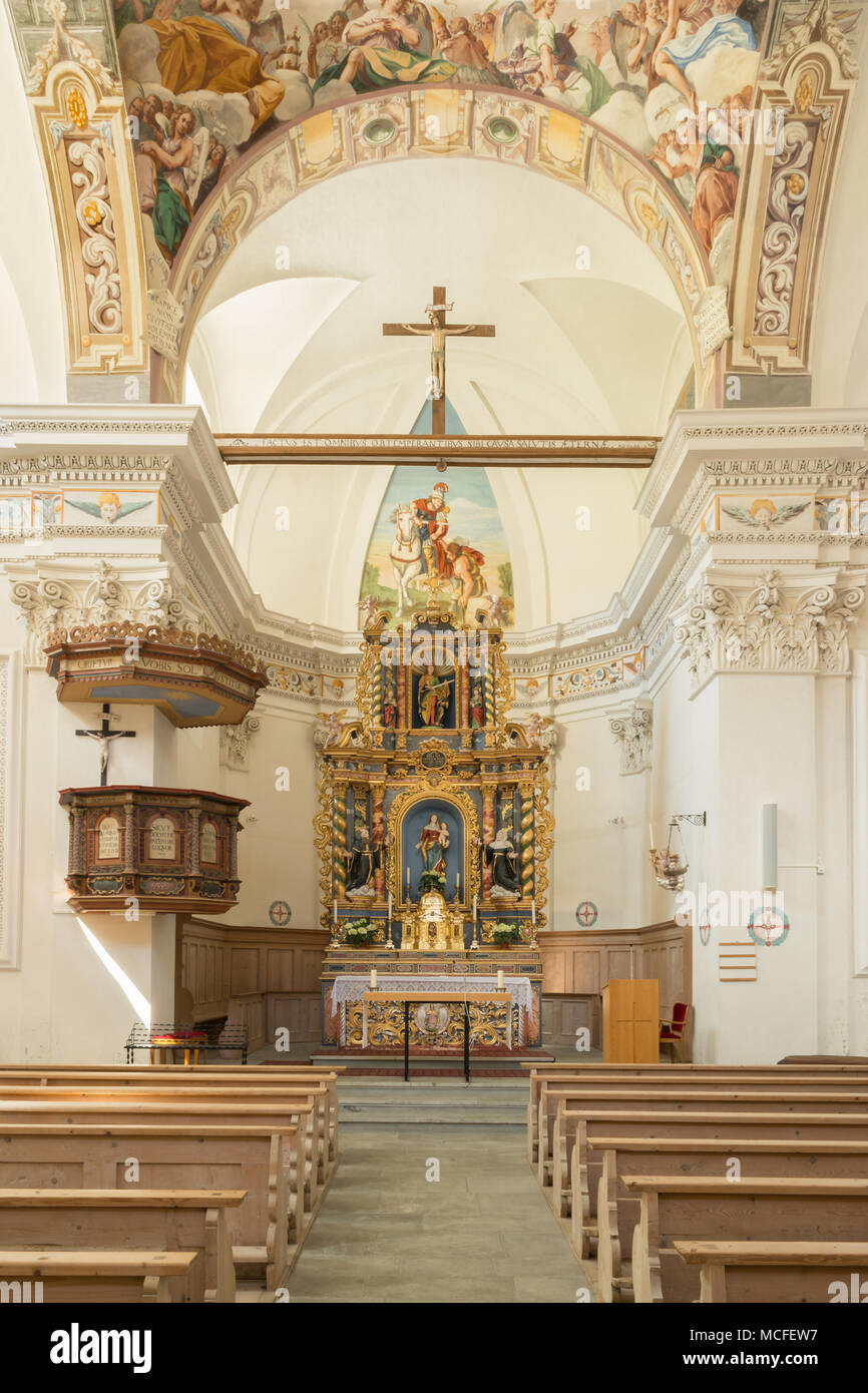 Innere der St. Martin's Church in Savognin Stockfoto