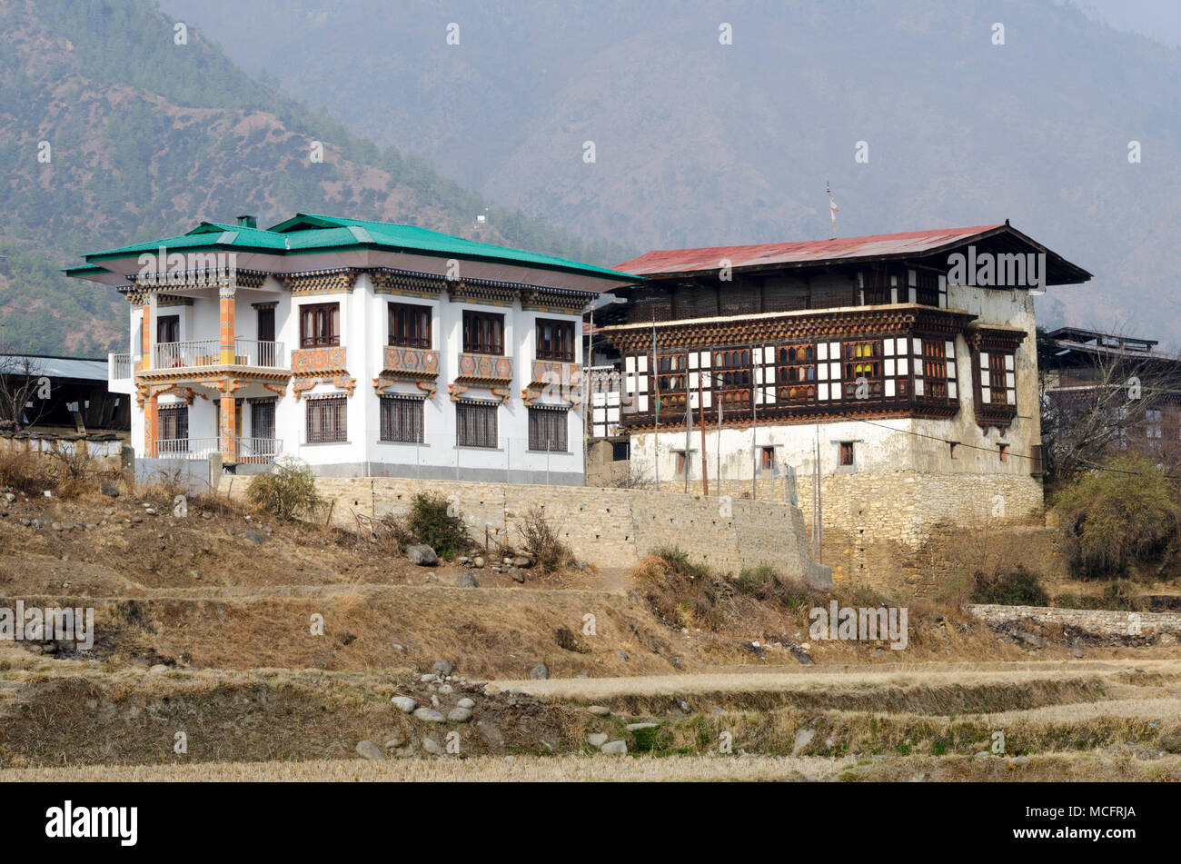 Ländliche Häuser in der Nähe, Paro, Bhutan Stockfoto