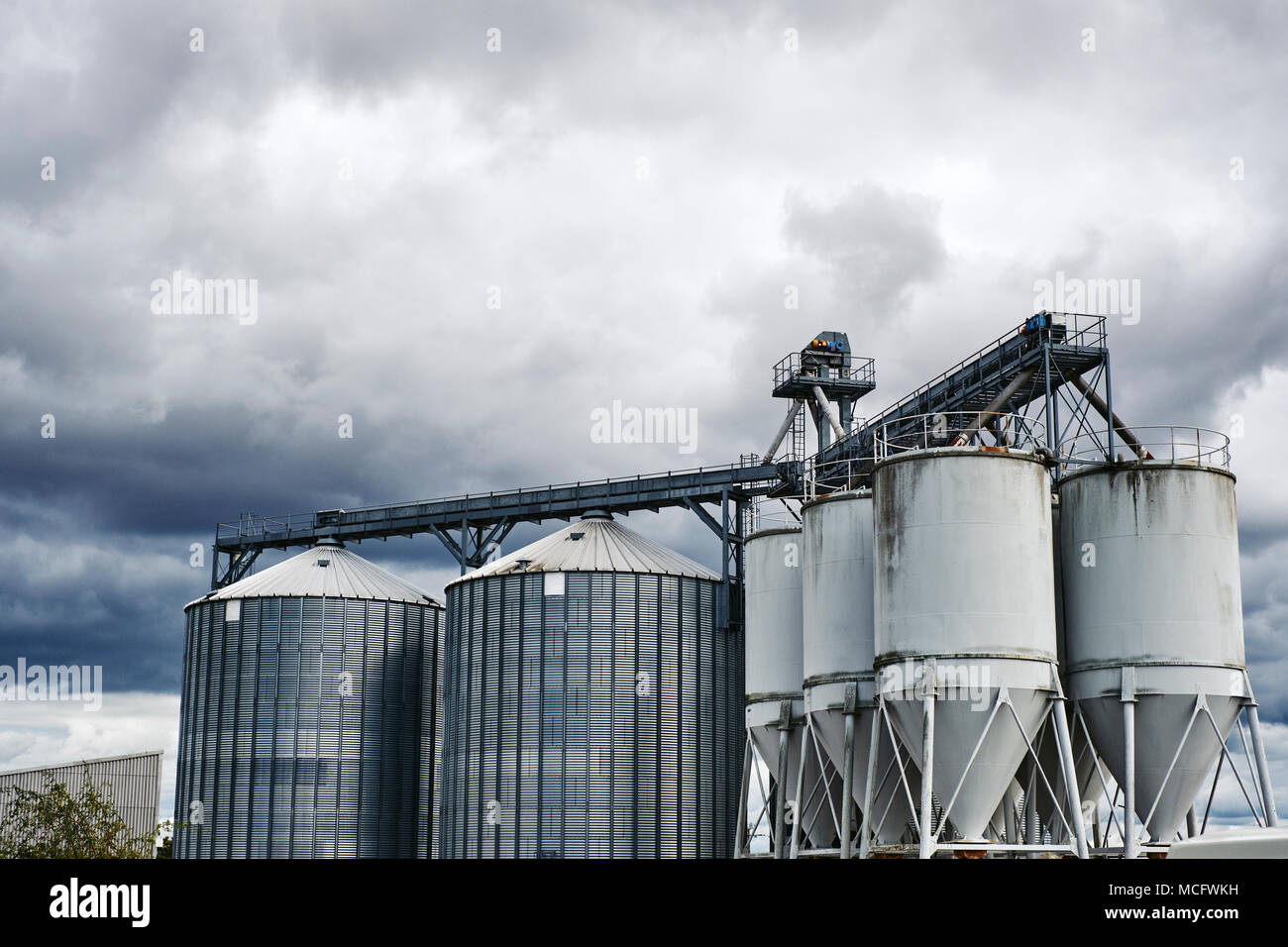 Eine landwirtschaftliche Getreidesilo Stockfoto