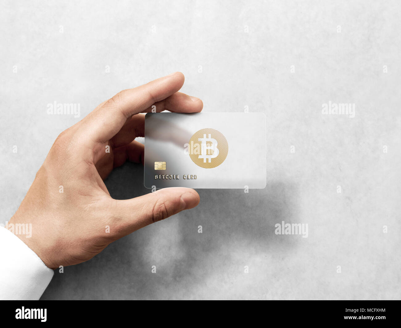 Hand bitcoin Karte Vorlage mit abgerundeten Ecken und Prägung Gold Logo.  Einfaches Kunststoffgehäuse cryptocurrency Zahlung - Card Display vorne,  Design mock u Stockfotografie - Alamy