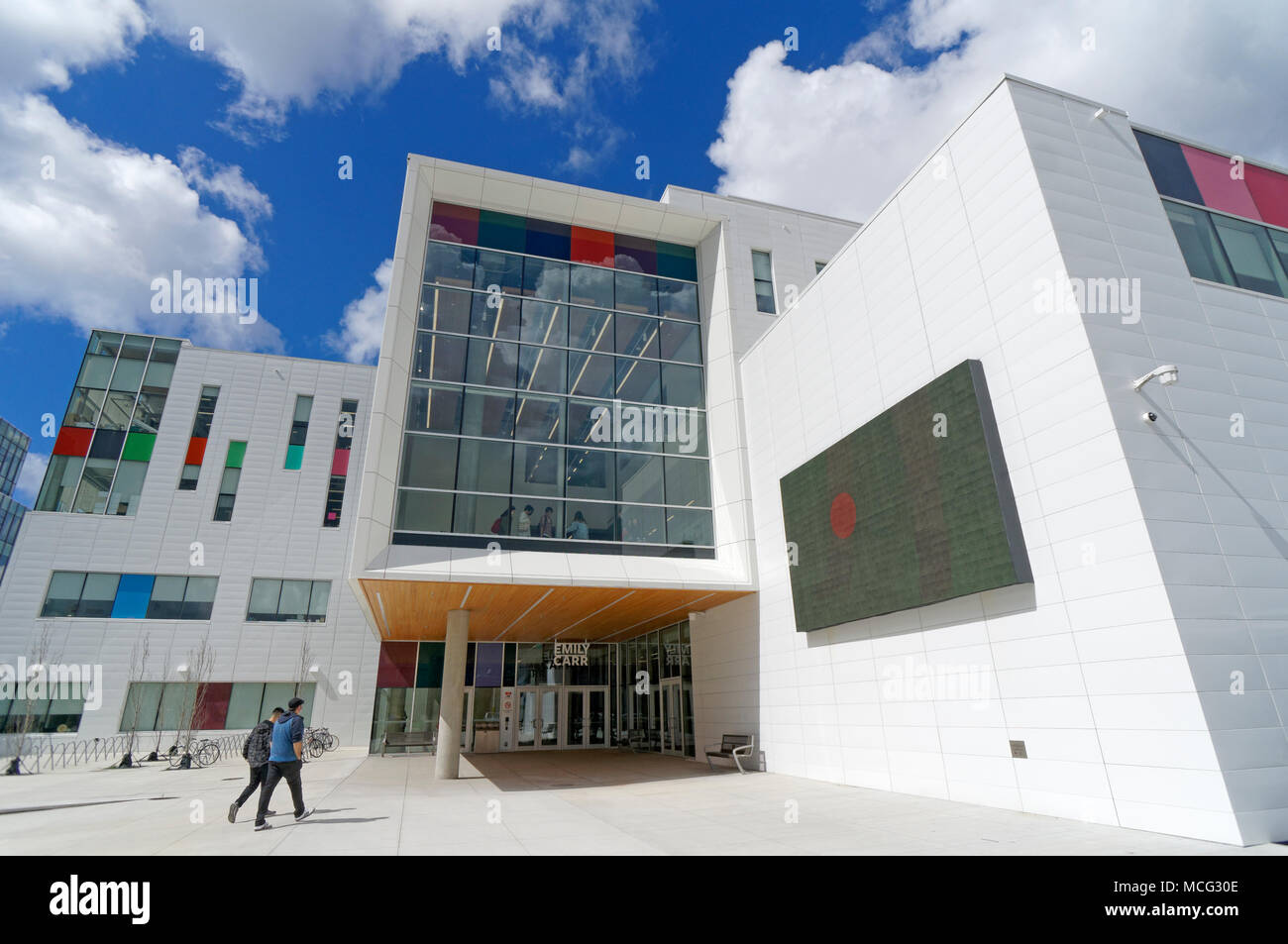 Neue Campus der Emily Carr Hochschule für Kunst und Design, die im Jahr 2017 am Great Northern Weg in Vancouver, BC, Kanada geöffnet Stockfoto