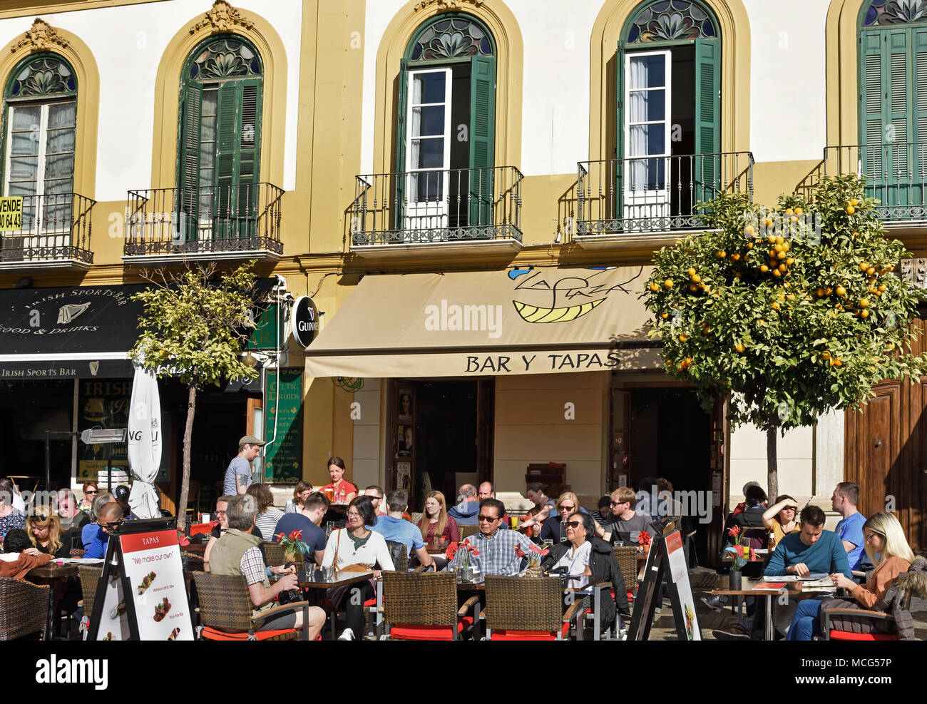 Plaza de la Merced Málaga Spanisch außerhalb Café Bar Restaurant Spanien Andalusien Stockfoto