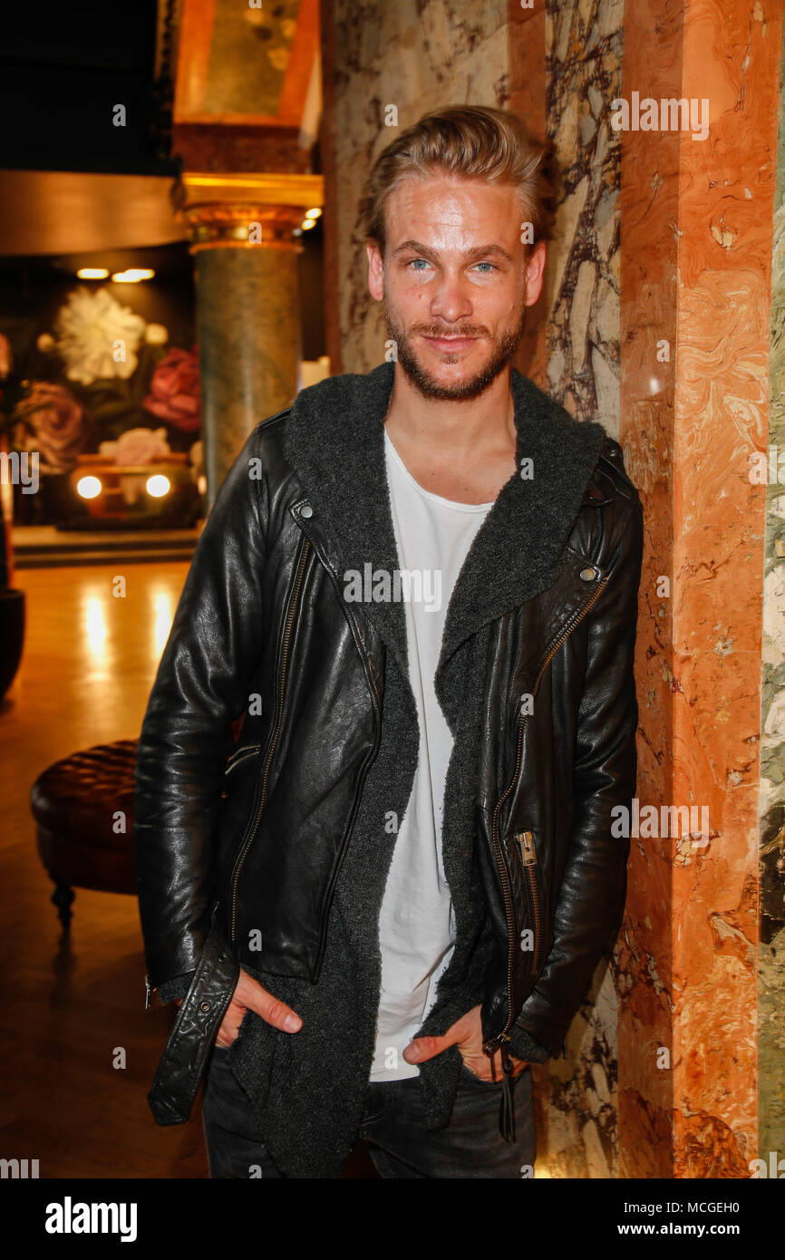Berlin, Deutschland. 16 Apr, 2018. 16 April 2018, Berlin, Deutschland: Frederic Heidorn die Teilnahme an der kunst Fußball Charity Event Pressekonferenz. Credit: Gerald Matzka/dpa-Zentralbild/ZB/dpa/Alamy leben Nachrichten Stockfoto
