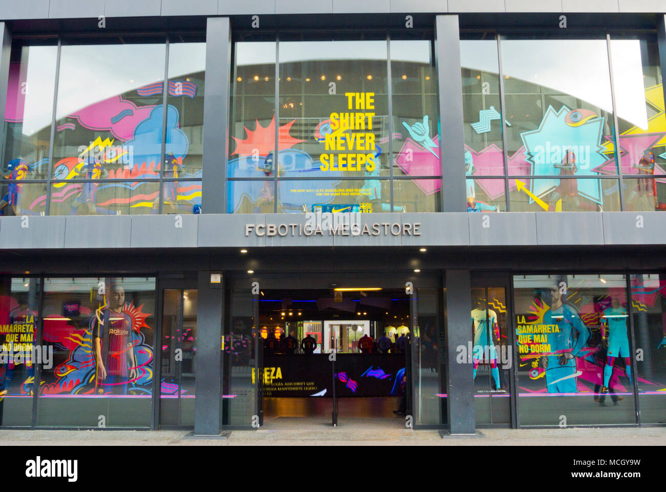Fc Botiga Megastore Fan Shop Des Fc Barcelona Camp Nou Barcelona Katalonien Spanien Stockfotografie Alamy