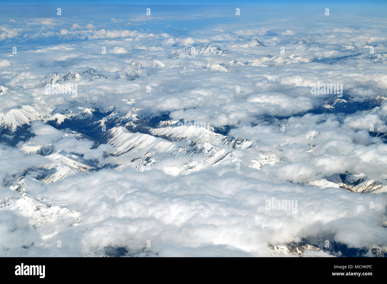 Kaukasus ist höher als die Wolken in Armenien Stockfoto