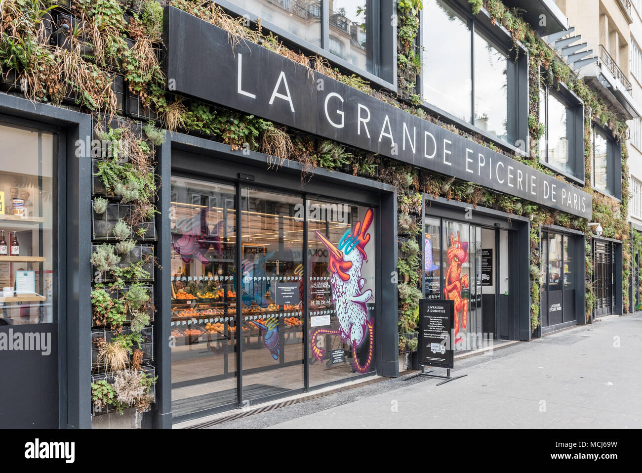 Frankreich, Paris, 31. März 2018: La Grande epiceries de Paris Rive Gauche 16 eme Stockfoto