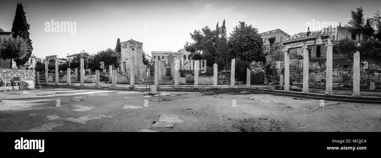 Historische Spalten der Hadrian's Bibliothek, Athen, Griechenland Stockfoto