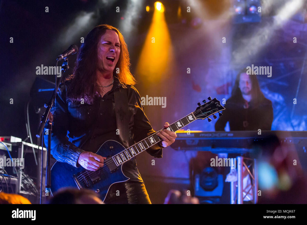 Thomas Youngblood, Gitarrist der amerikanischen Melodic Power Metal Band Kamelot live in der schüür Luzern, Schweiz Stockfoto