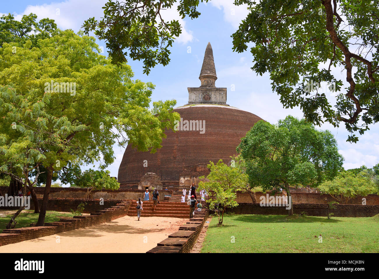 Stupa, Dagoba Rankoth Vehera, Polonnaruwa, Nördliche Zentralprovinz von Sri Lanka Stockfoto