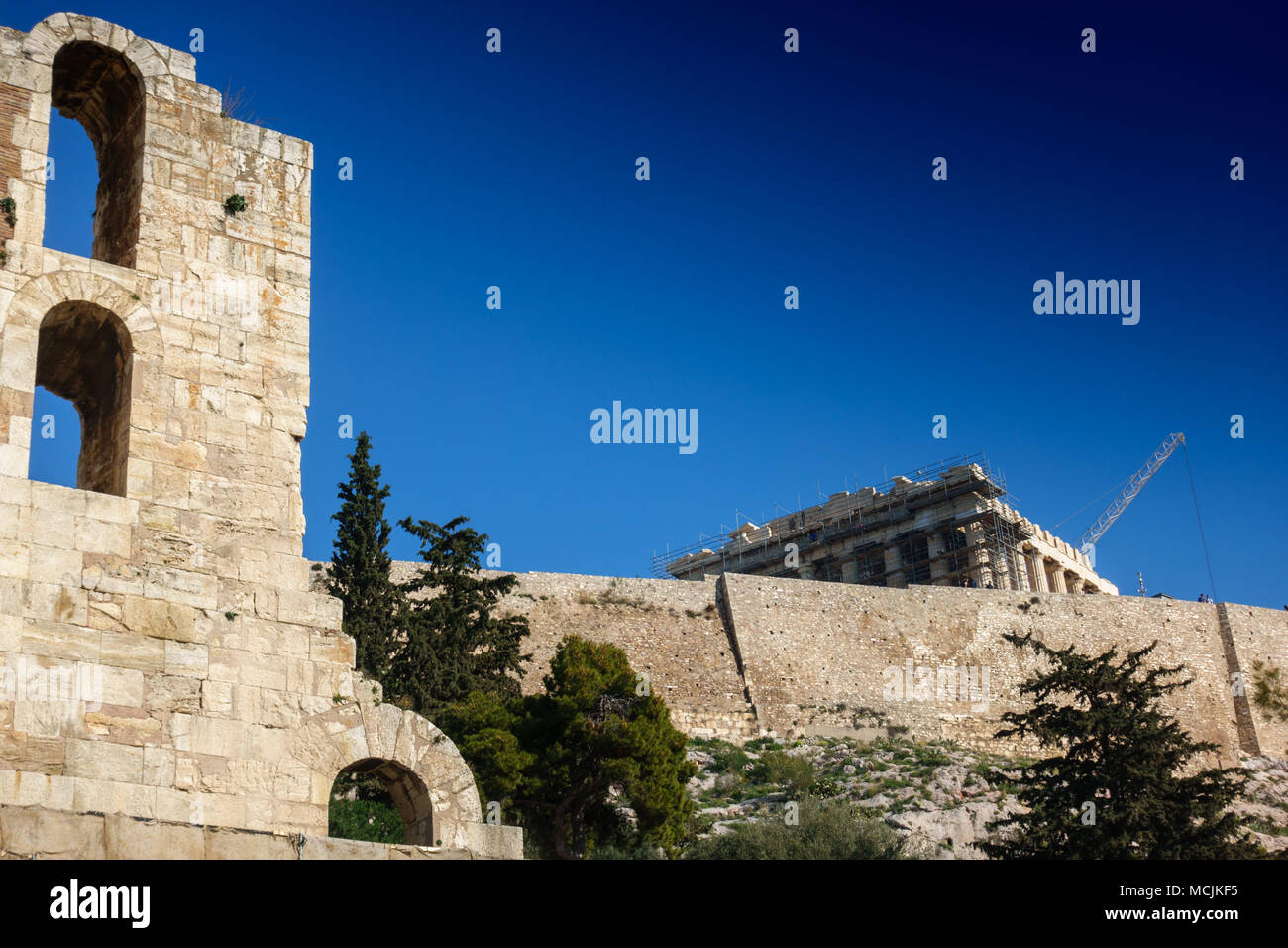 Antike Ruinen und Wiederherstellung der Parthenon der Akropolis, Athen, Griechenland Stockfoto