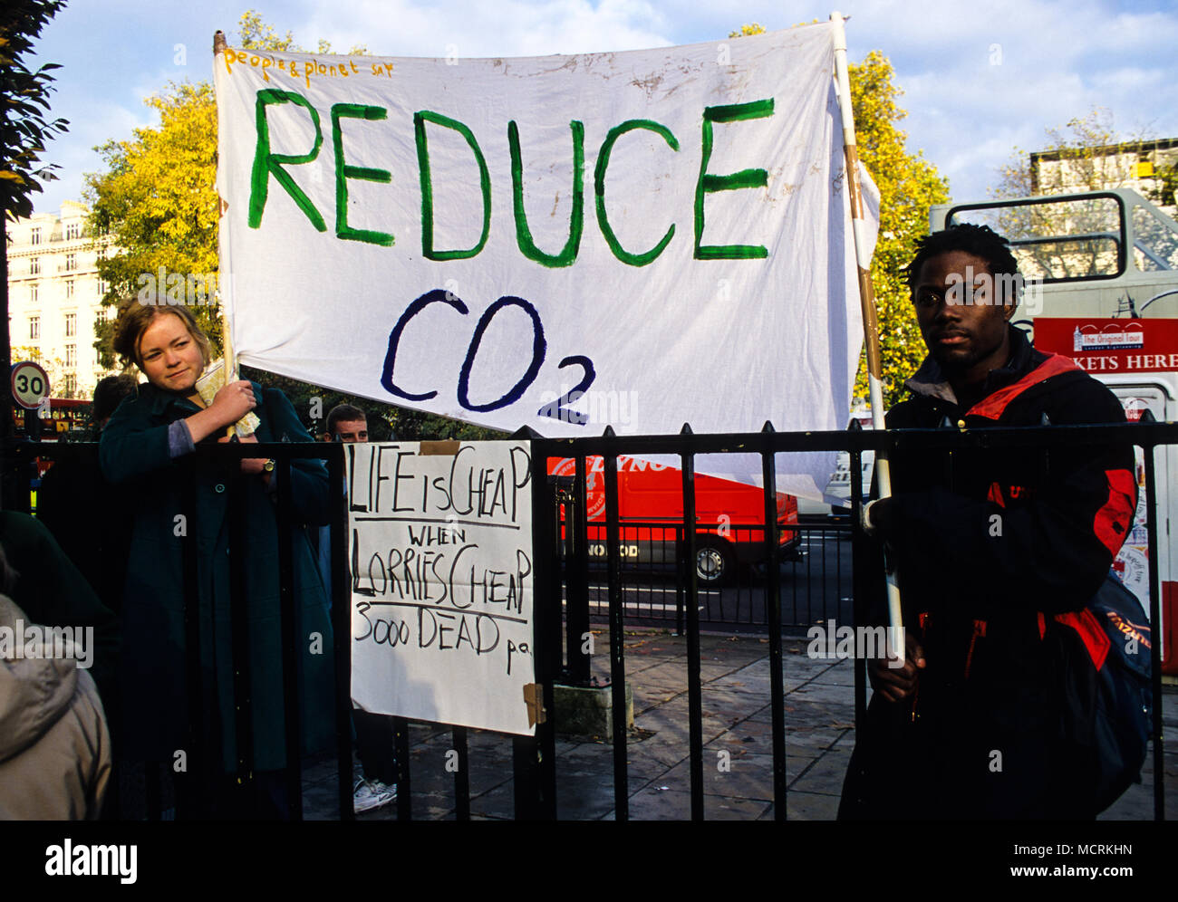 Luftverschmutzung Demo, Menschen und Planeten, Westminster, London, England, UK, GB. Stockfoto