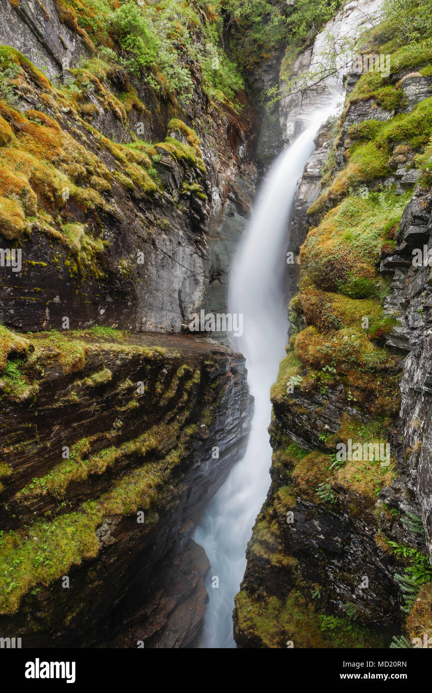 Wasserfall in der Nähe von Abisko im schwedischen Lappland Stockfoto