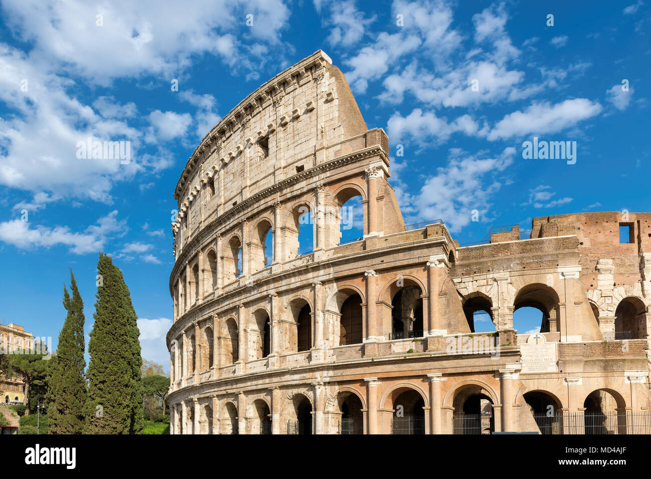 Kolosseum close-up bei Sonnenuntergang in Rom, Italien Stockfoto