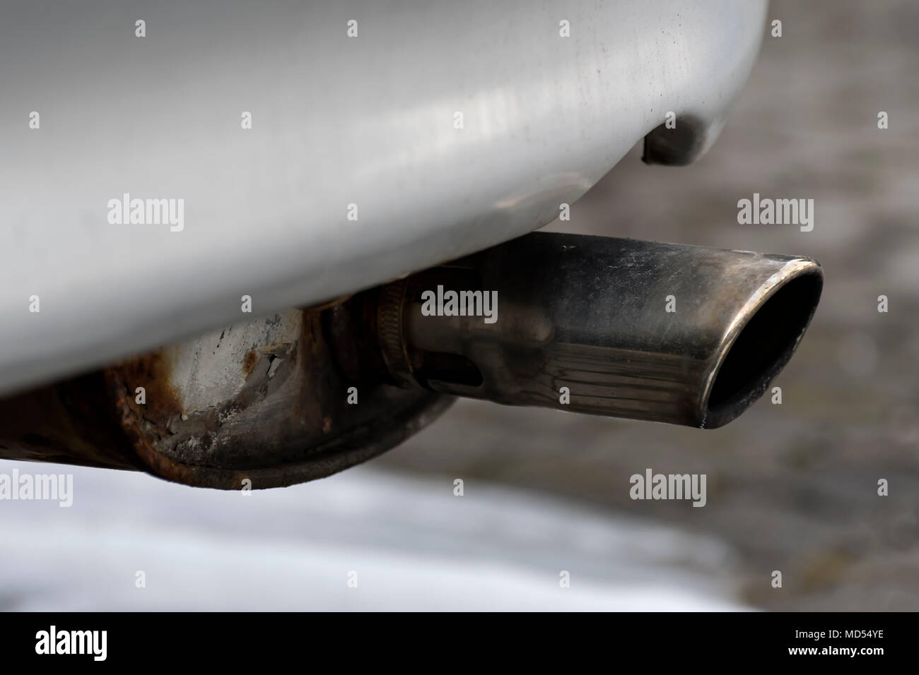 In Der Nahe Bild Von Einem Auto Auspuff Stockfotografie Alamy