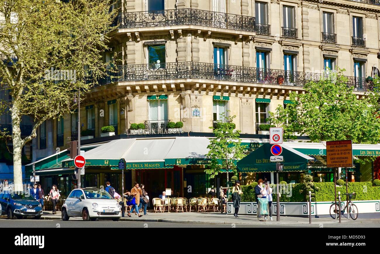 Café Les Deux Magots, Place Saint Germain des Près. Paris, Frankreich. Stockfoto