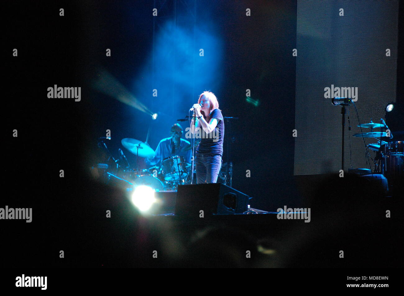 Trencin, Slowakei - 10. Juli 2011: Beth Gibbons Gesang live mit der Band Portishead Pohoda Festival Stockfoto