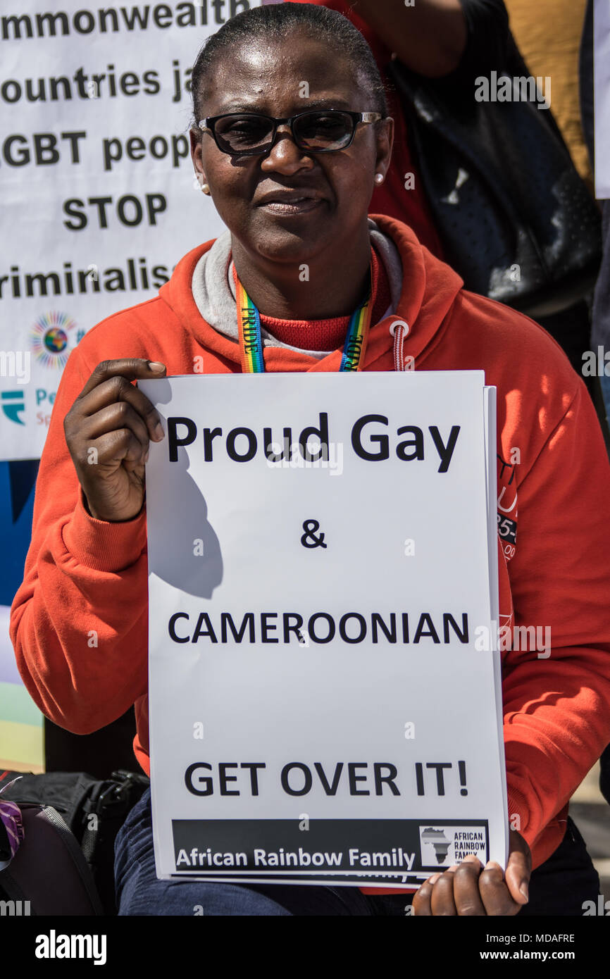 London, Großbritannien. 19. April 2018. Die Demonstranten versammelten sich vor der Tagung der Regierungschefs des Commonwealth in London ein Ende im Übrigen 37 Länder des Commonwealth zu Homophobie zu verlangen. David Rowe/Alamy leben Nachrichten Stockfoto