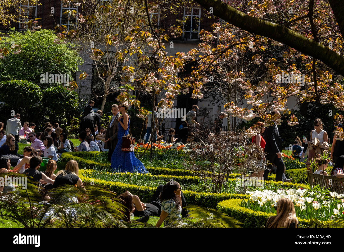 London, 19. April 2018 die Londoner genießen Sie den heißesten Tag des Jahres Credit Ian Davidson/Alamy leben Nachrichten Stockfoto