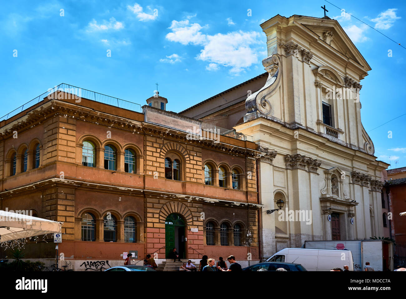 Rom, Italien, 17. MAI 2017: die Fassade von Santa Maria della Scala, Kirche und Schule, indem Sie in Trastevere, Rom. Stockfoto