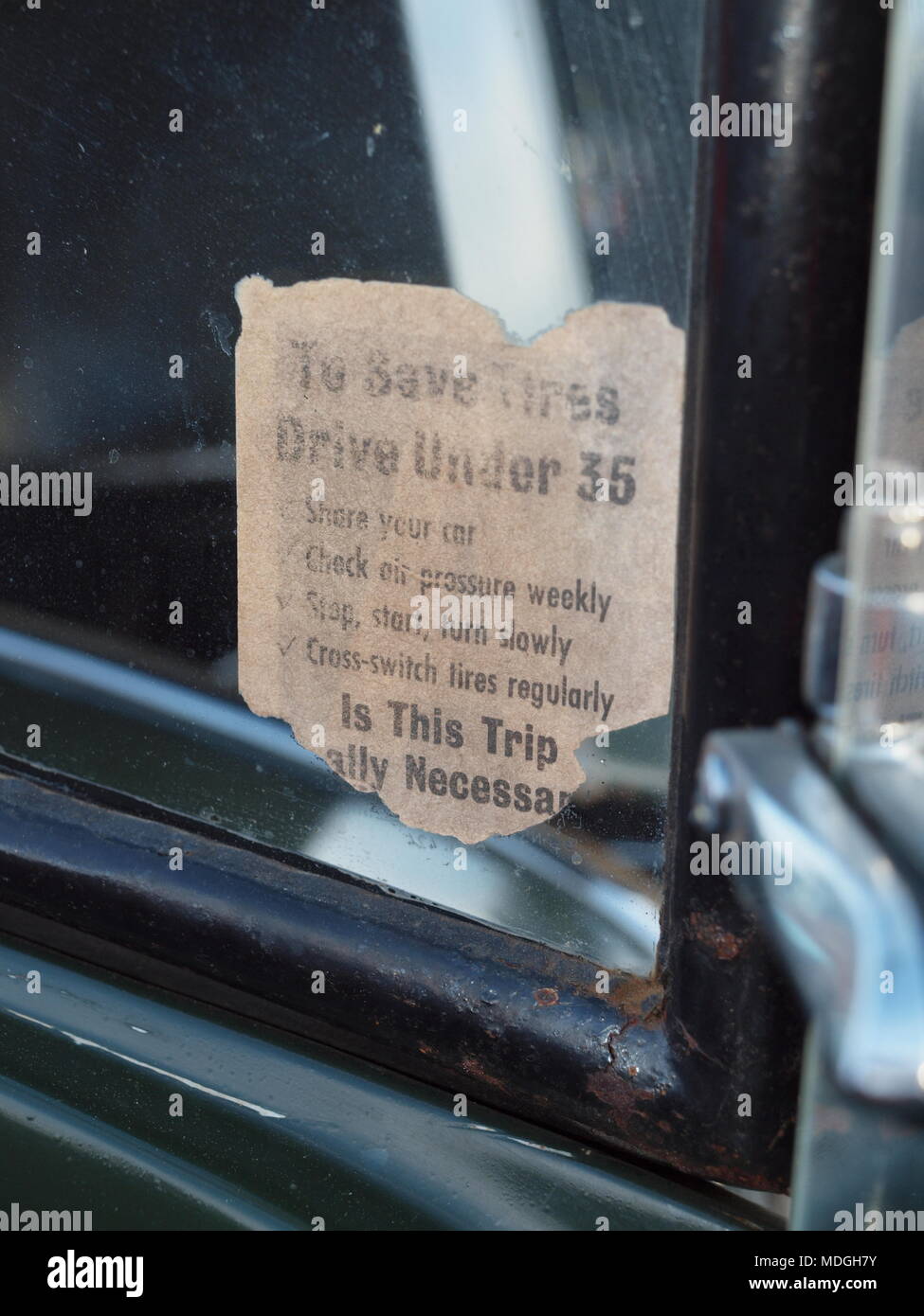 Vehicle Ration Stickers Gas ration aufkleber -Fotos und -Bildmaterial in hoher Auflösung – Alamy