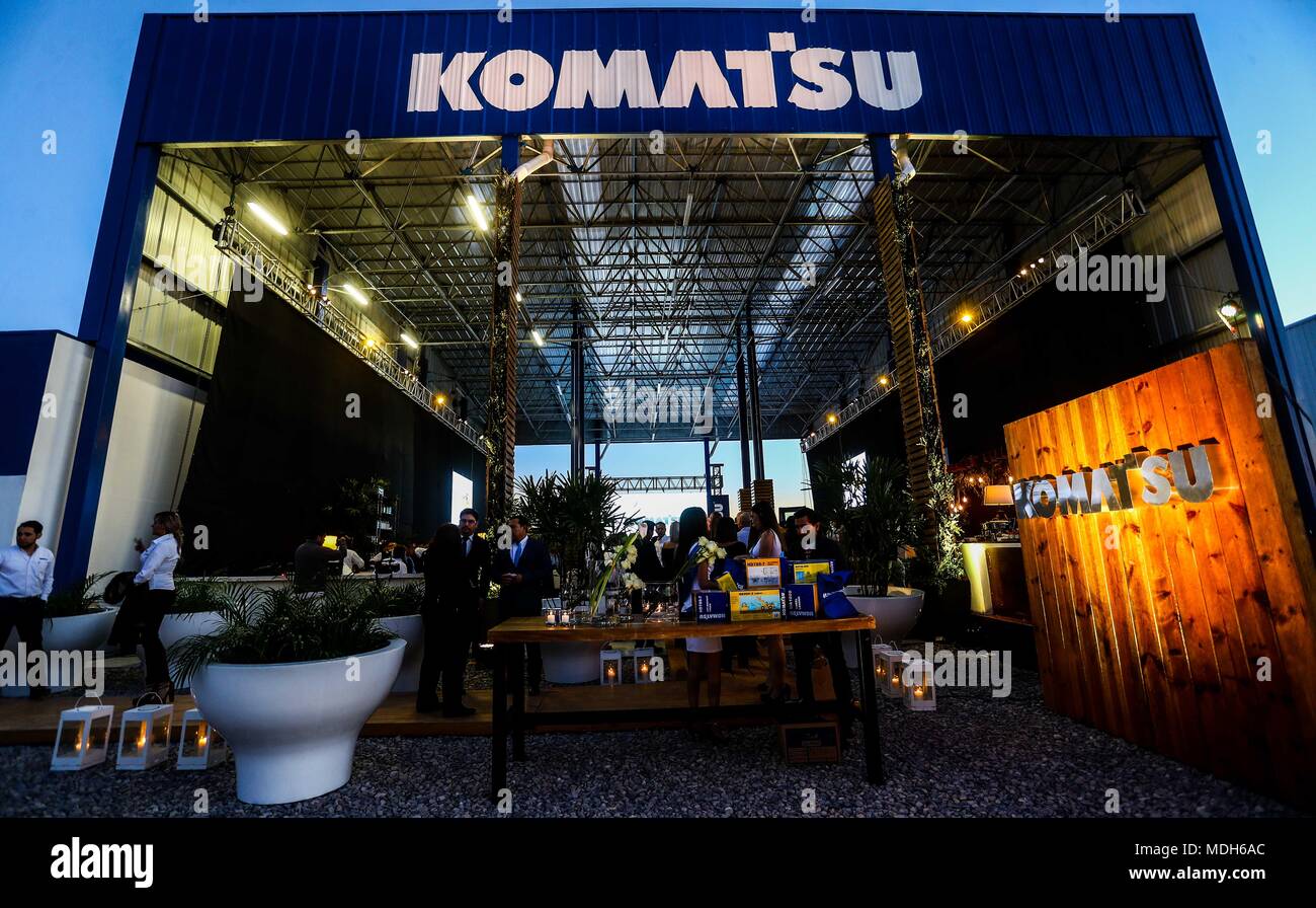 Komatzu inicia operaciones de Nueva Oficina de Venta de equipamiento, refaccionaría y maquinaria para la industria Minera de Hermosillo.. Komatsu Maquinarias Mexico SA DE CV Esta tarde se realizo La inauguración. 26 enero 2018. (Foto: Luis Gutierrez/NortePhoto.com) Stockfoto