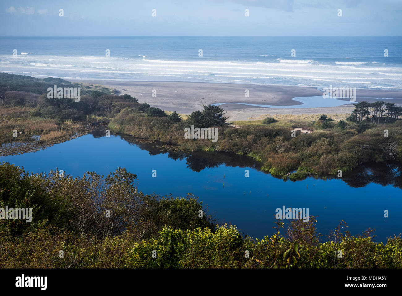 Ein kleiner See, Daley Lake, ist in der Nähe von winema Strand; Oregon, Vereinigte Staaten von Amerika gefunden Stockfoto
