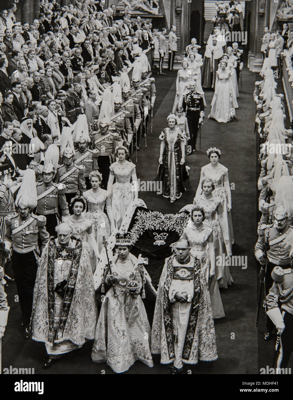 Die Kronung Von Konigin Elizabeth Ii Am 2 Juni 1953 In Der Westminster Abbey London Stockfotografie Alamy