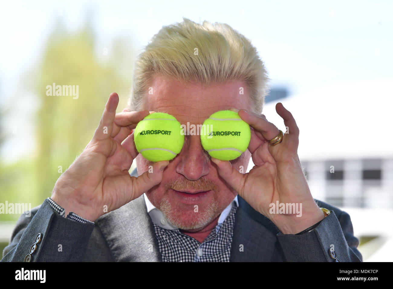 20 April 2018, Germany, München: Der ehemalige Tennisstar Boris Becker nimmt an einer Pressekonferenz der Eurosport-Kanal. Becker hat seinen Vertrag verlängert und wird weiterhin als Eurosport Co - Kommentator zu arbeiten. Foto: Peter Kneffel/dpa Stockfoto