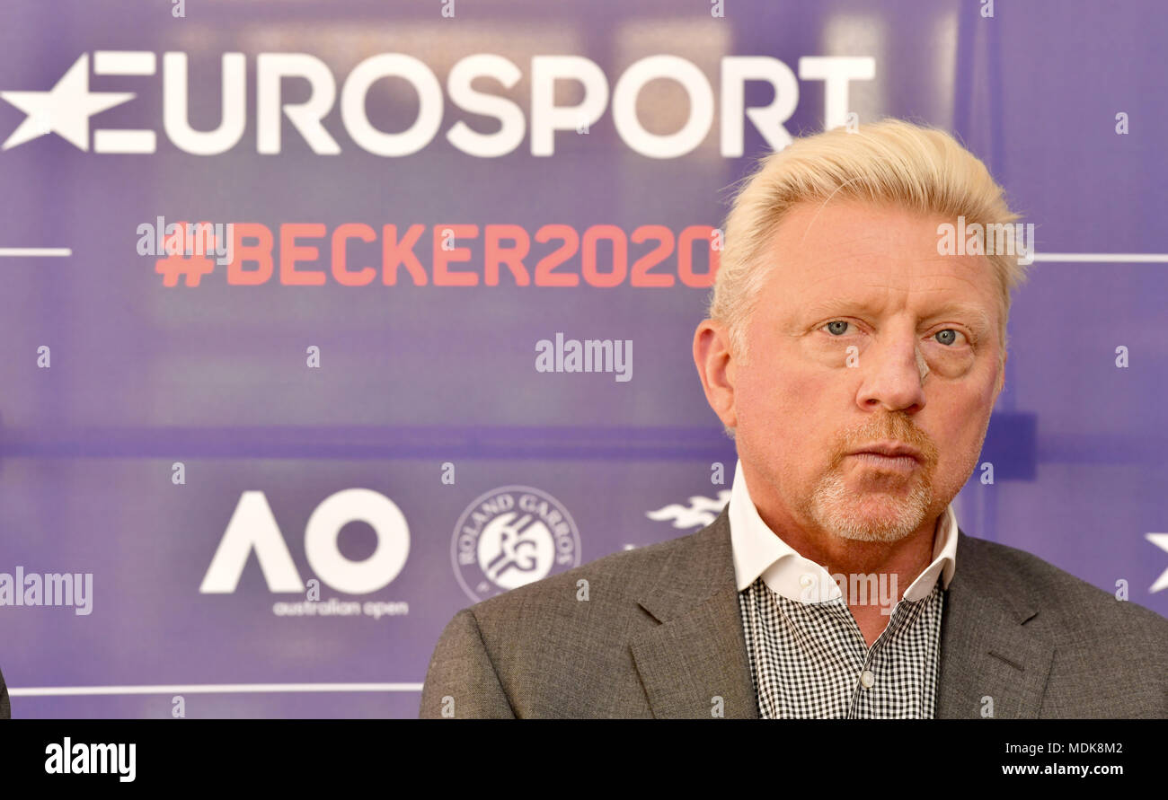 20 April 2018, Germany, München: Der ehemalige Tennisstar Boris Becker nimmt an einer Pressekonferenz der Eurosport-Kanal. Becker hat seinen Vertrag verlängert und wird weiterhin als Eurosport Co - Kommentator zu arbeiten. Foto: Peter Kneffel/dpa Stockfoto