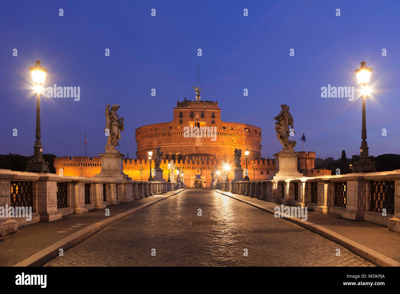 Luxus Stadt In Latium Bilder