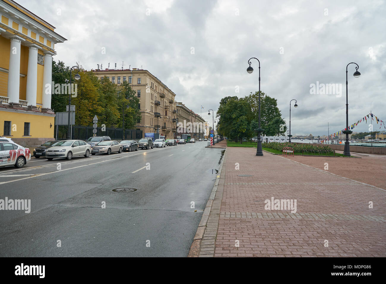 Sankt Petersburg - ca. Oktober 2017: Sankt Petersburg urbane Landschaft bei Tag. Stockfoto