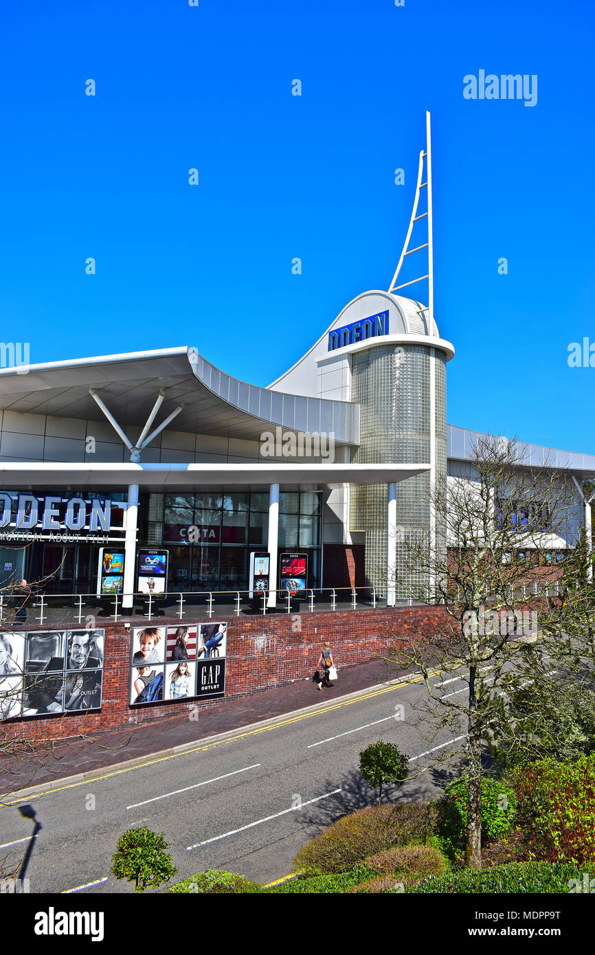 Das Odeon Kino am einen Ende der McArthurGlen Designer Outlet, Bridgend, S. Wales Stockfoto