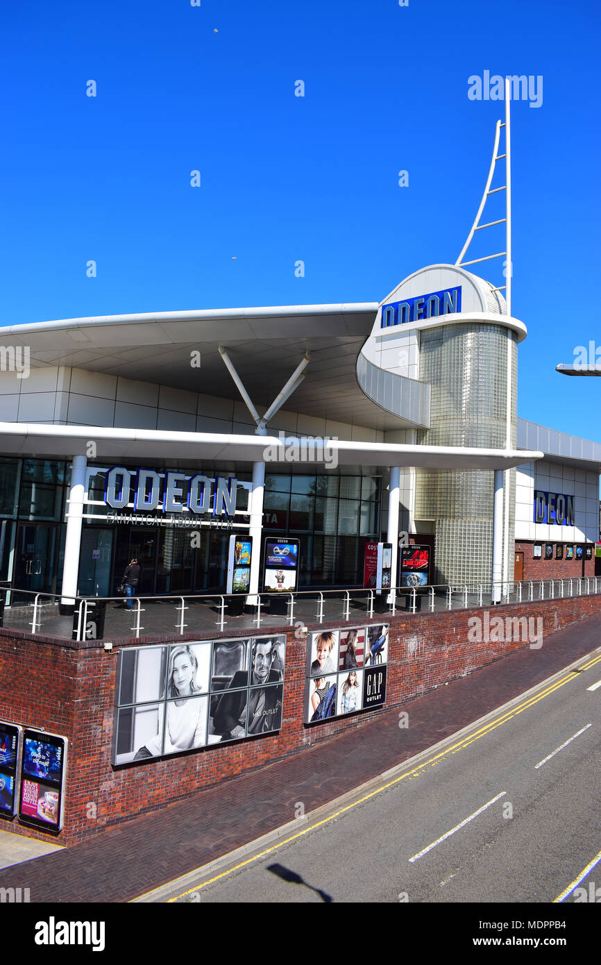 Das Odeon Kino am einen Ende der McArthurGlen Designer Outlet, Bridgend, S. Wales Stockfoto