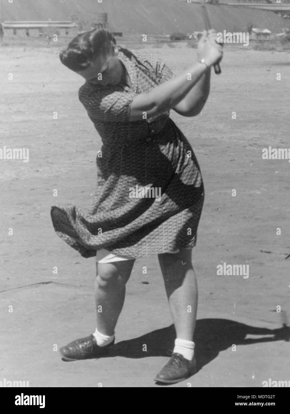 Frau O Stanley, Golf zu spielen, September 1948. Stockfoto