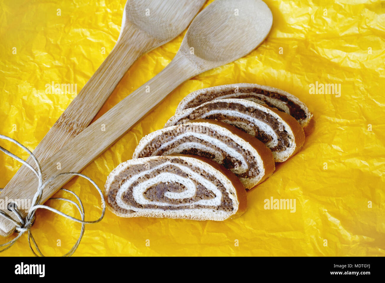 Gefullte Teigrolle Stockfotos Und Bilder Kaufen Alamy