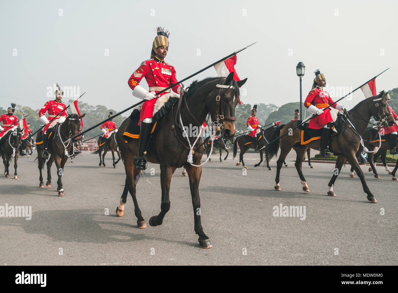 Montiert Soldaten paradieren die Raj Path, New Delhi in der Vorbereitung für den Tag der Republik Parade. Januar 26, 2018 in Delhi, Indien Stockfoto
