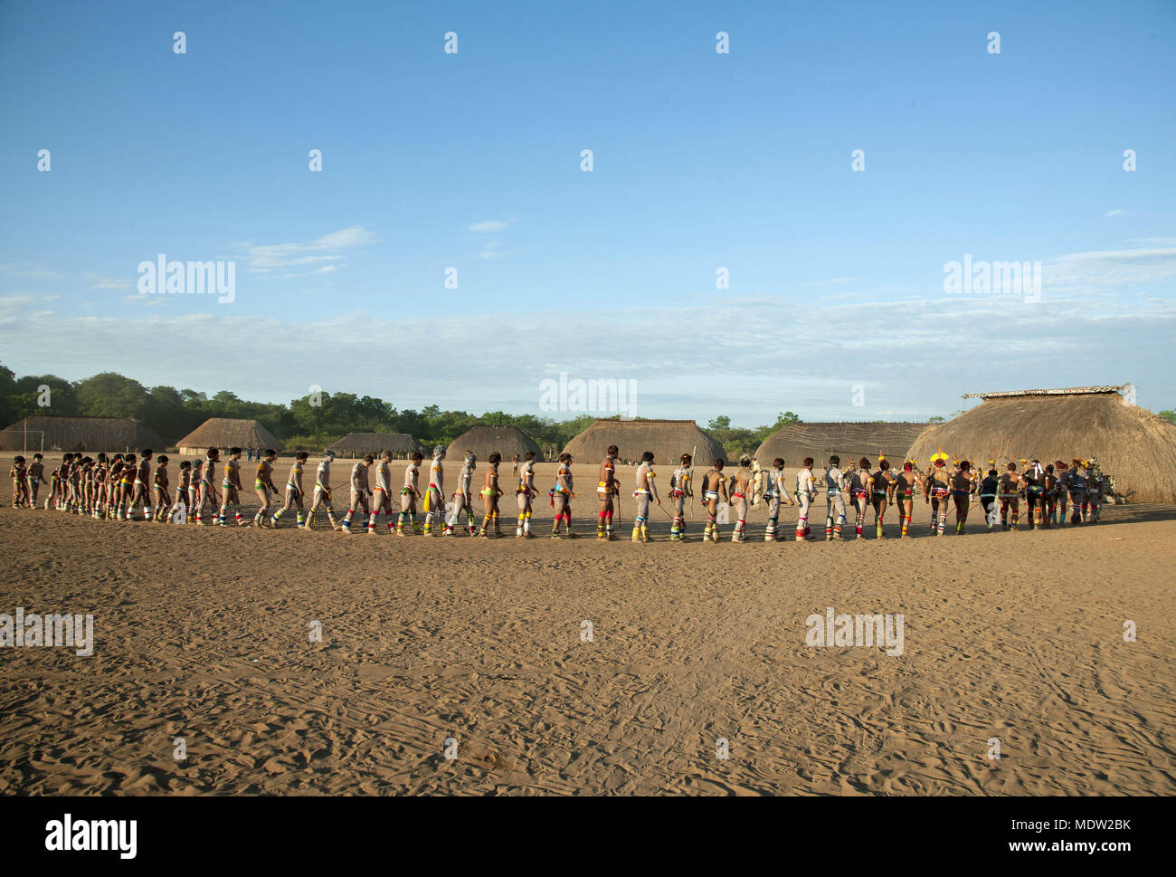 Kalapalo Indianer Dorf Aiha Vorbereitung Jawari mit Wuaja Ethnizität Stockfoto