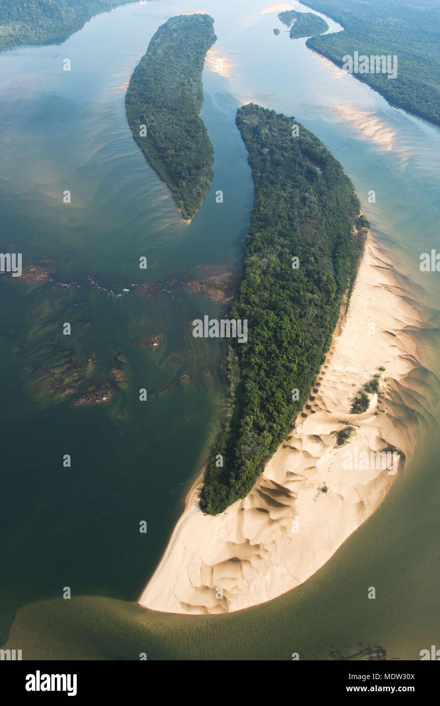 Luftaufnahme des Xingu River in der Zeit der Ebbe Stockfoto