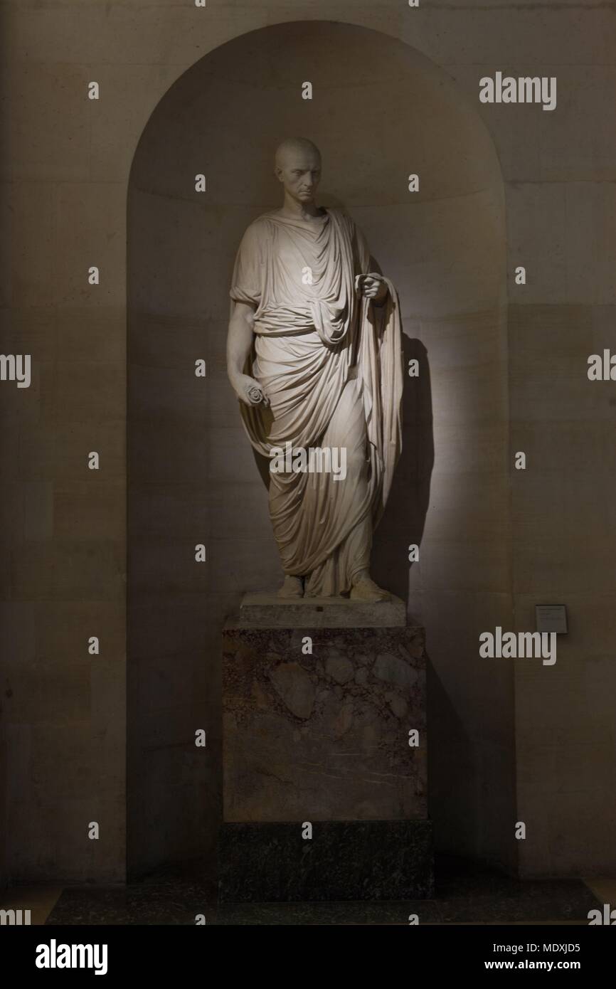 Paris, Musée du Louvre, Sully wing, Treppen Henri IV, Statue von Cicero von Bildhauer Lemot Stockfoto