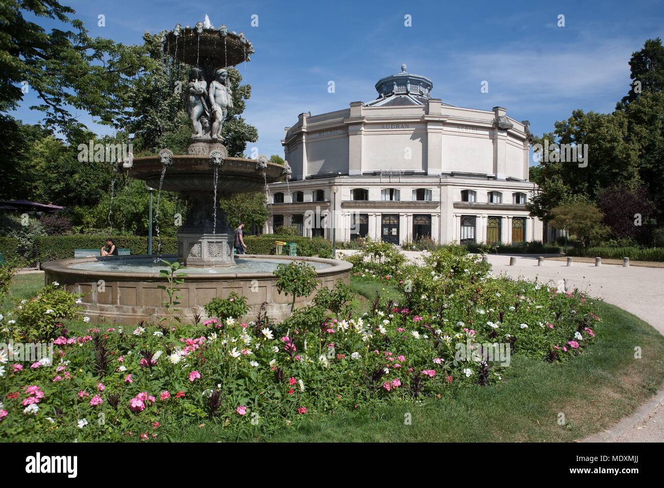 Allee marigny Fotos und Bildmaterial in hoher Auflösung Alamy