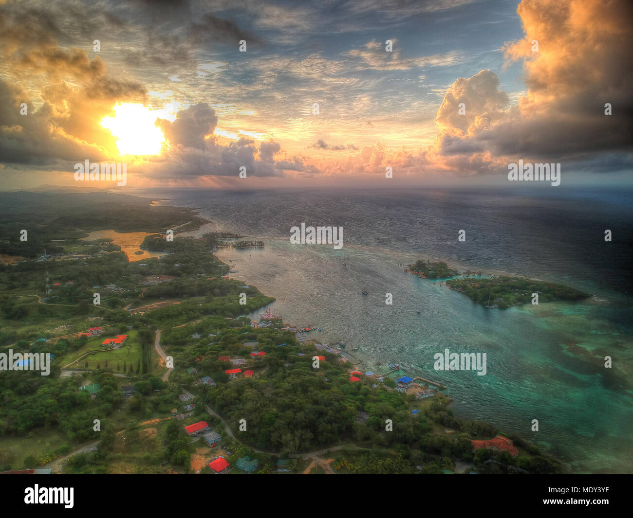 Schönen karibischen Insel Sonnenaufgang Stockfoto