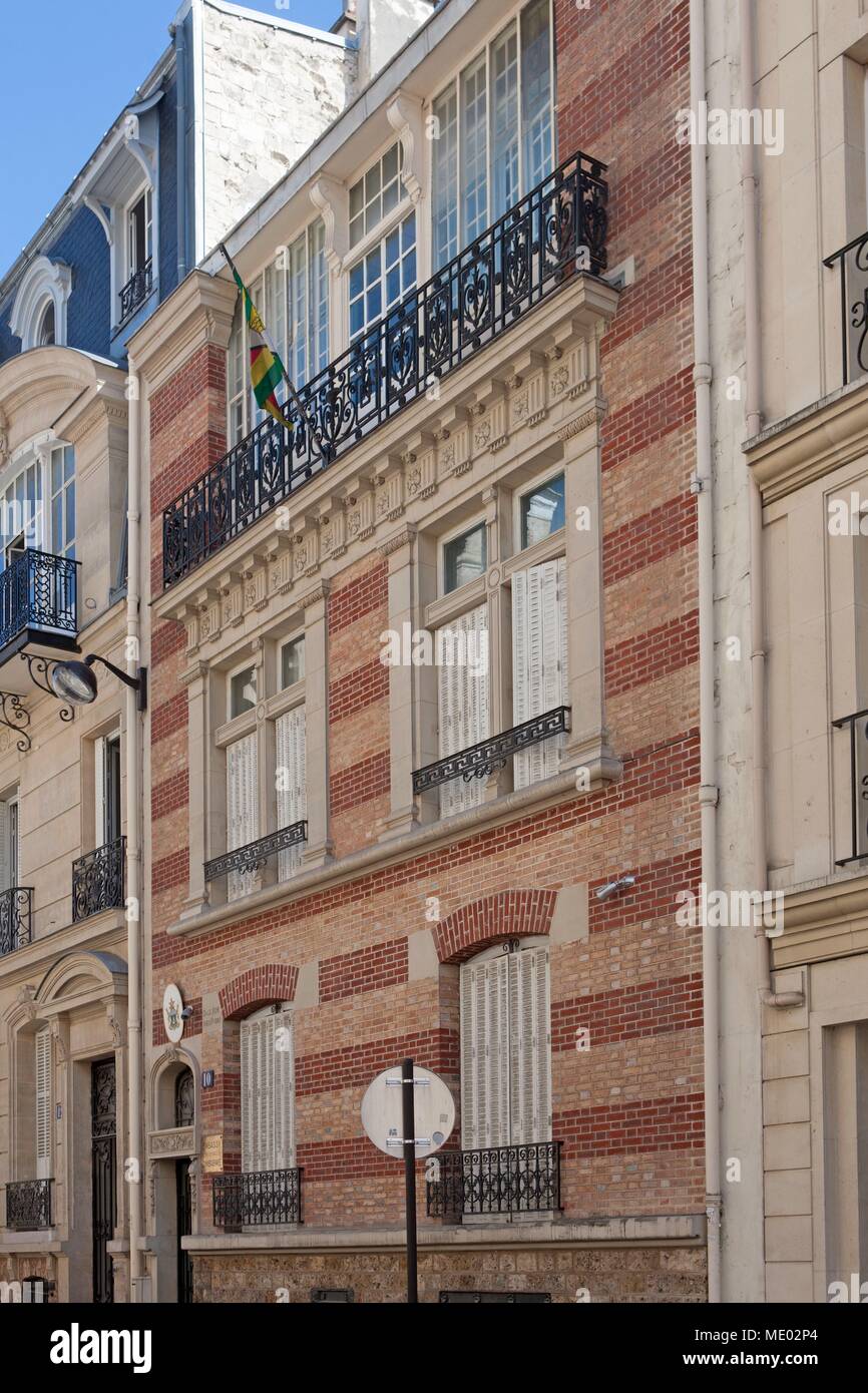 Frankreich, Ile de France, 17. Arrondissement, 10 rue Jacques bingen, Maupassant lebte hier, Botschaft von Simbabwe, Stockfoto