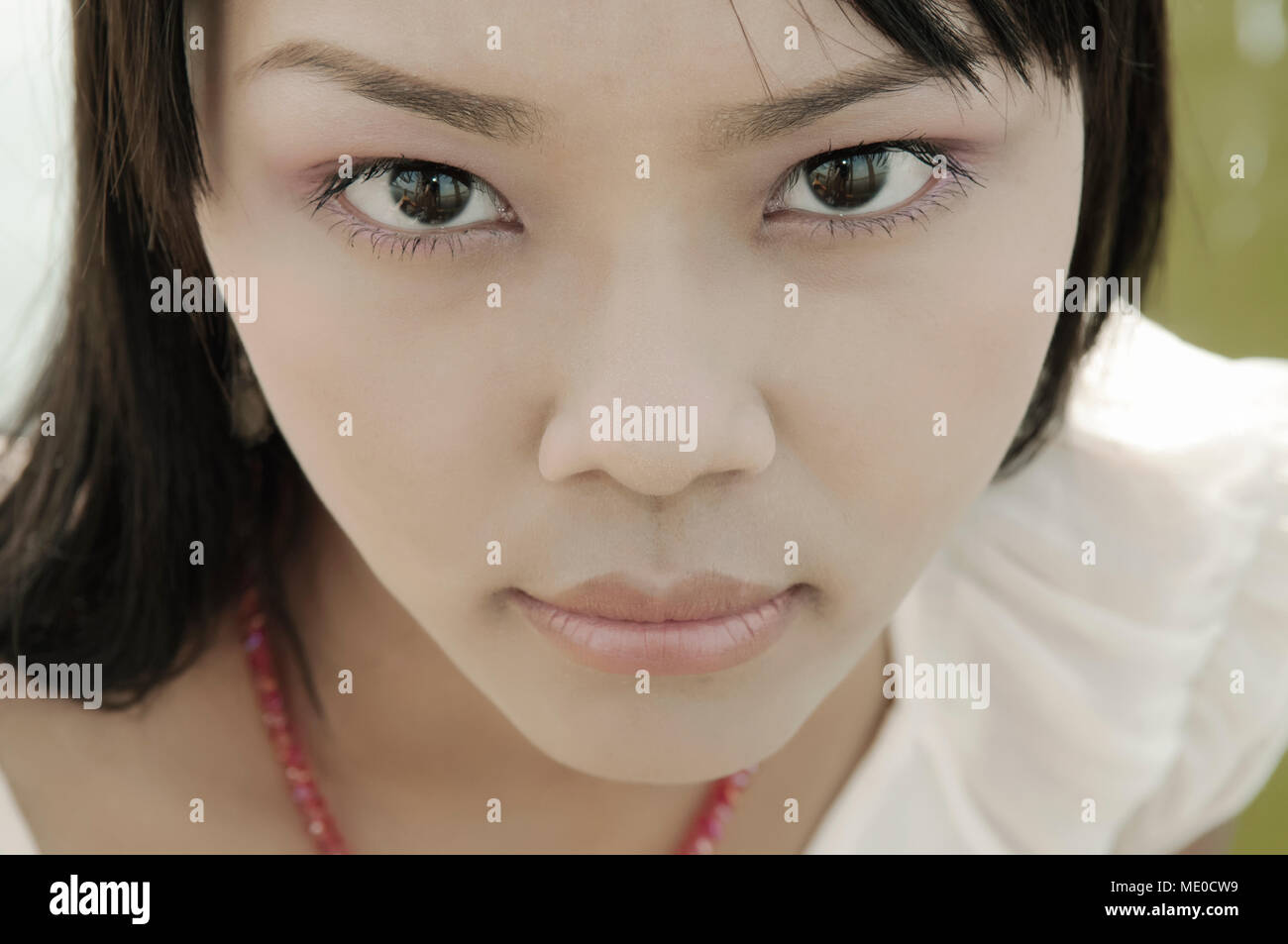 Close-up Portrait von Gesicht eine asiatische junge Frau, Mandalay, Myanmar Stockfoto