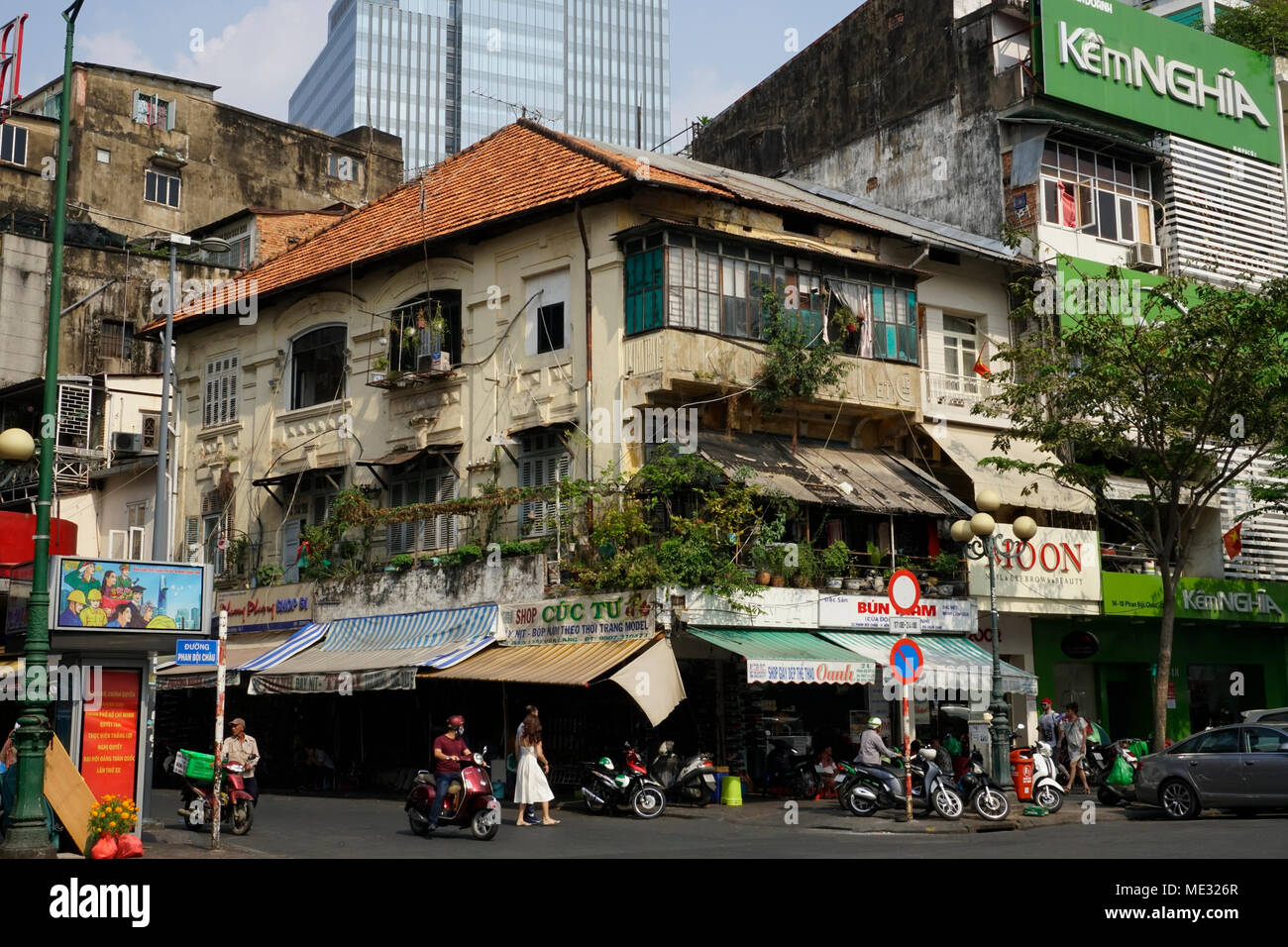 Alte Gebäude im District 1, Ho Chi Minh City, Vietnam Stockfoto, Bild