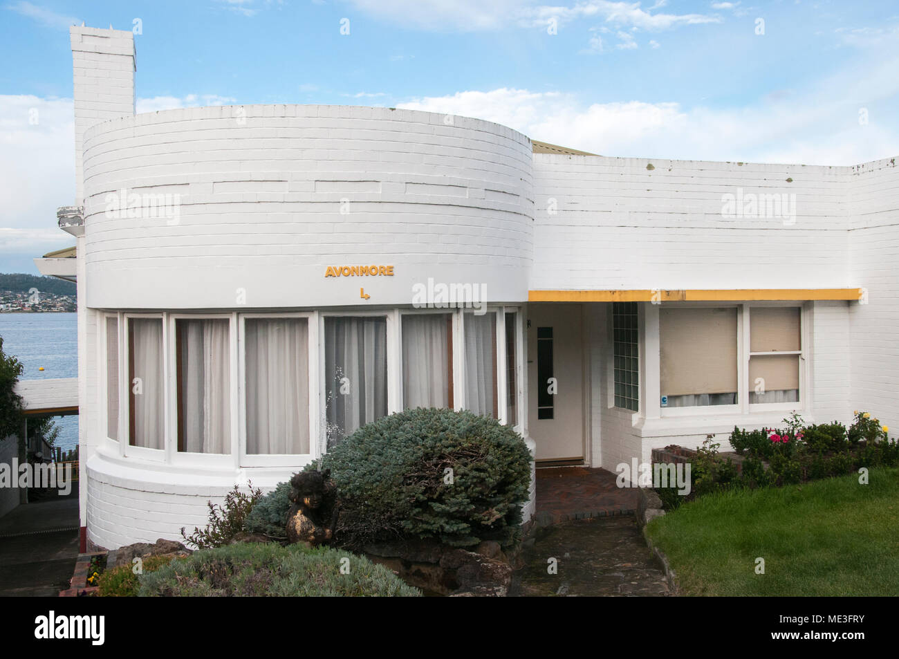 Rationalisieren oder Ocean Liner Stil der 1940er Jahre Haus in Battery Point, Hobart, Tasmanien, Australien Stockfoto