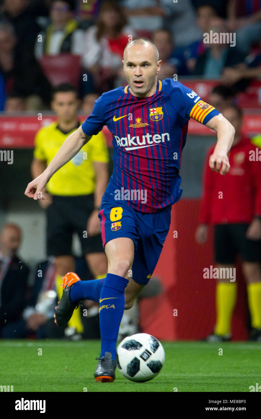Barcelona Spanien 21 April 2018 Andres Iniesta Spielt An Der