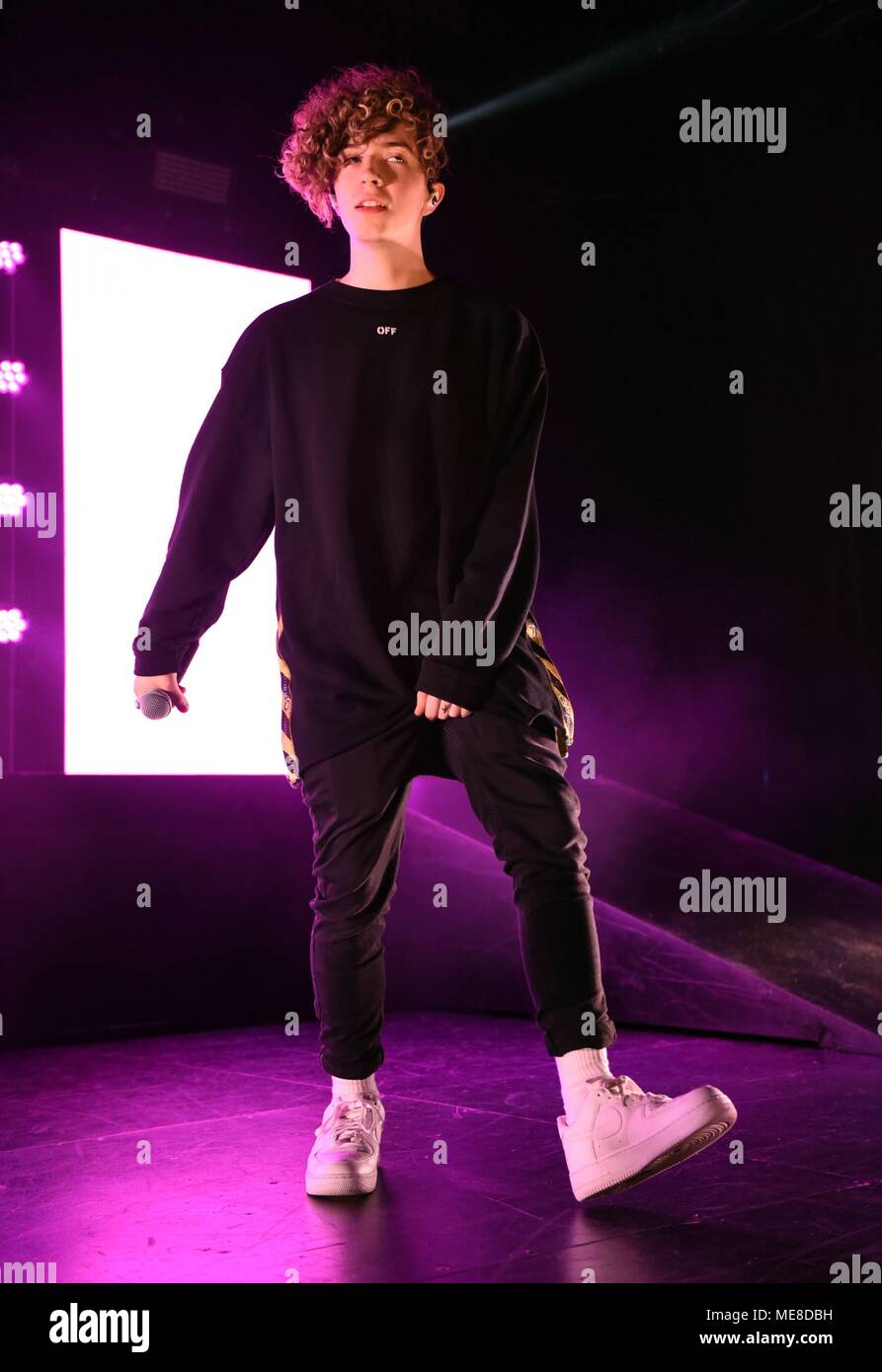New York, NY, USA. 21 Apr, 2018. Jack Avery anwesend für WARUM GEHEN WIR NICHT im Konzert, Playstation Theater, New York, New York, 21. April 2018. Credit: Derek Sturm/Everett Collection/Alamy leben Nachrichten Stockfoto