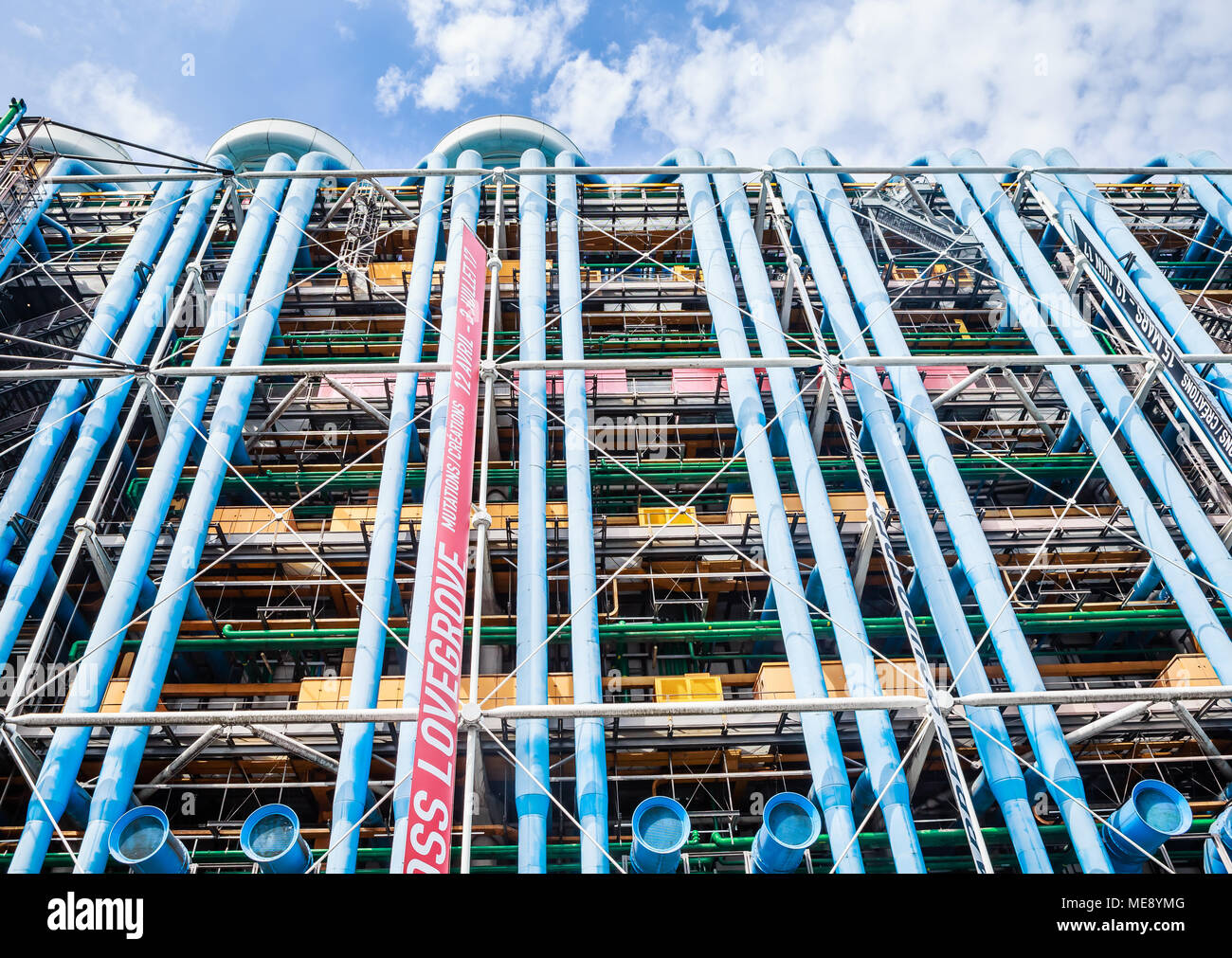 Detail der Moderne High-Tech-Architektur des Centre Georges Pompidou, mit bunte Rohre. Paris. Frankreich Stockfoto